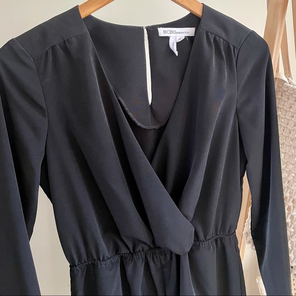 BCBG Wrap Front Ruffle Hem Romper in Black XS - Picture 2 of 5